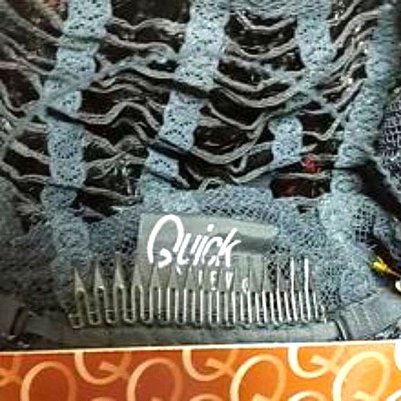 Outre Quick Weave Half Wig: Malaysian (Color Available: DRB425/1) - Picture 7 of 7